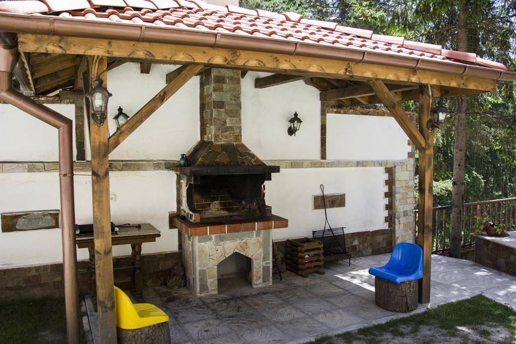 דוספאט Ивелия Къща За Гости מראה חיצוני תמונה